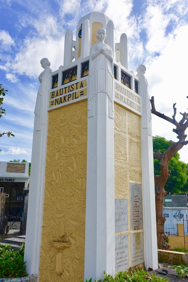 Cimetière chinois de Manille - Tombe de la famille Bautista Napkil, proche du cimetière juif
