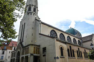 Église Saint-Léon à Paris