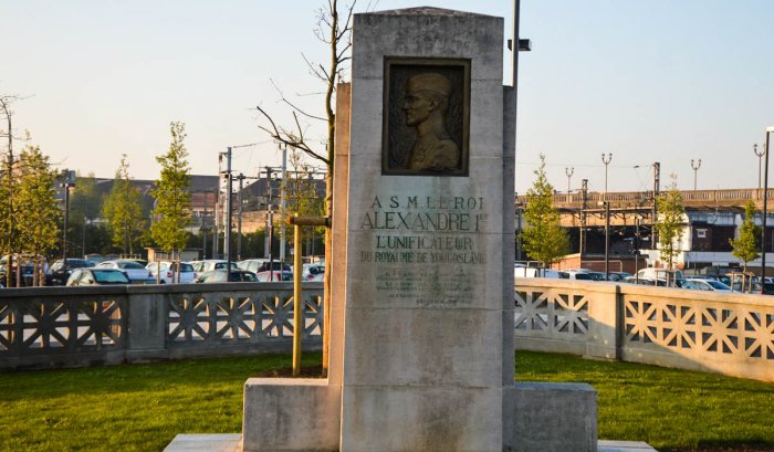 Monument à SM le roi Alexandre Ier